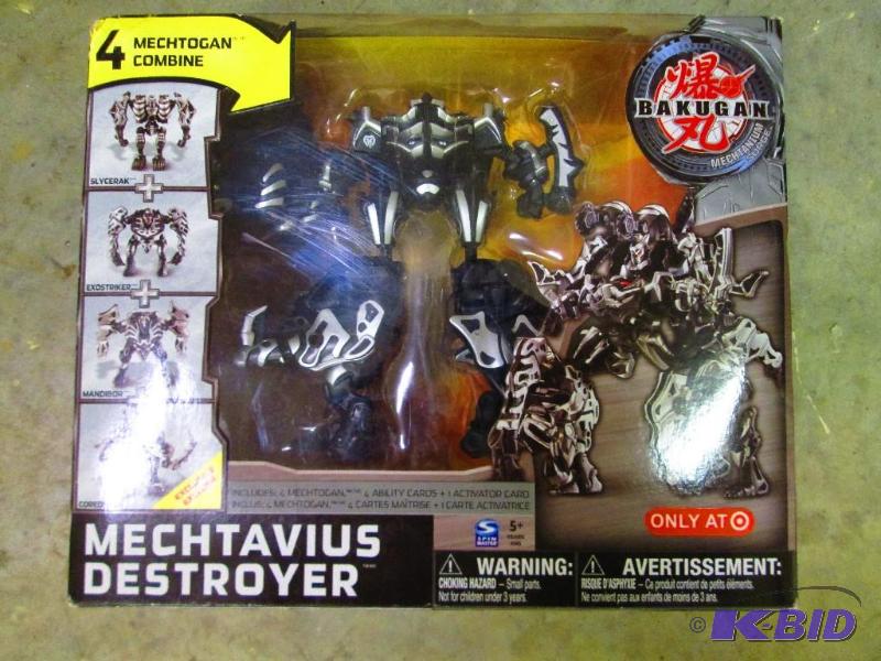 lot 16 image: Mechtavius Destroyer action toy...