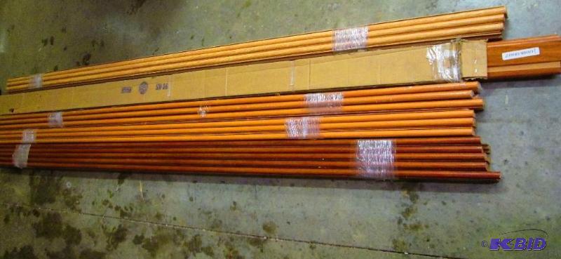 lot 20 image: Lot of assorted carpet and tile enders, all 8...