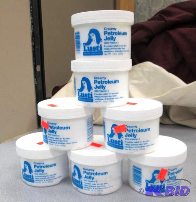 lot 236 image: Qty 7 Lusti Professional Creamy petroleum jel...