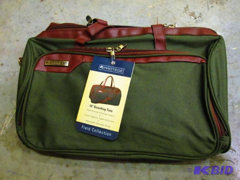 lot 6 image: New Protege 18" boarding bag to match lo...