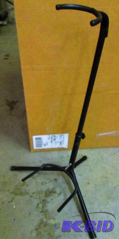 lot 8 image: Guitar Stand, folding...