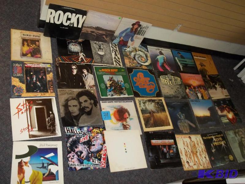 31 albums including Chicago, Moody Blues, San...
