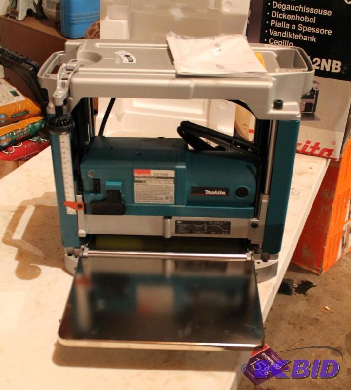 Makita Planer Brand New In Box Model # 2012 N...