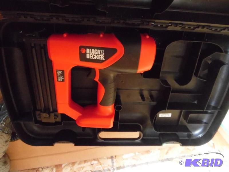 lot 24 image: Nailer