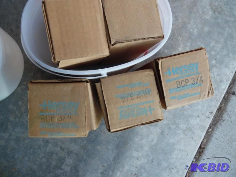 lot 29 image: Plumbing Valves