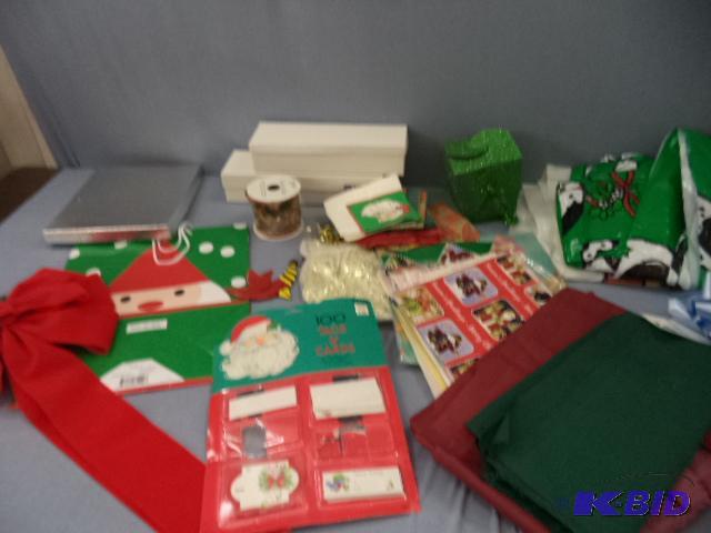 lot 120 image: Paper, Bows, Ribbon