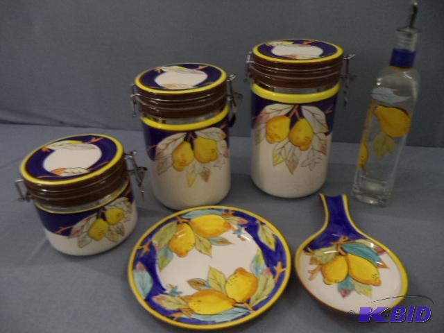 lot 138 image: Lemon on Blue Dishes