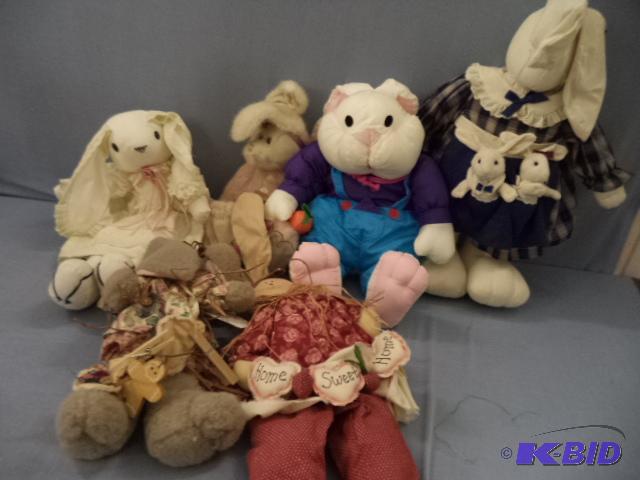 lot 155 image: Easter Bunnies and Dolls