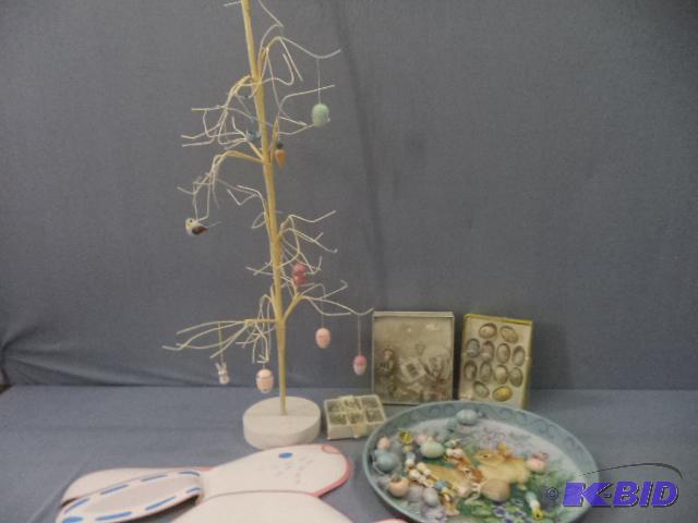lot 158 image: Easter Tree, Bunny