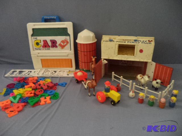 lot 173 image: Fisher Price Toys