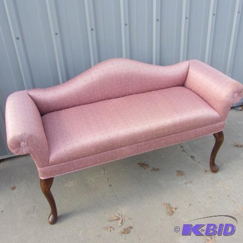 lot 18 image: Queen Anne Loveseat