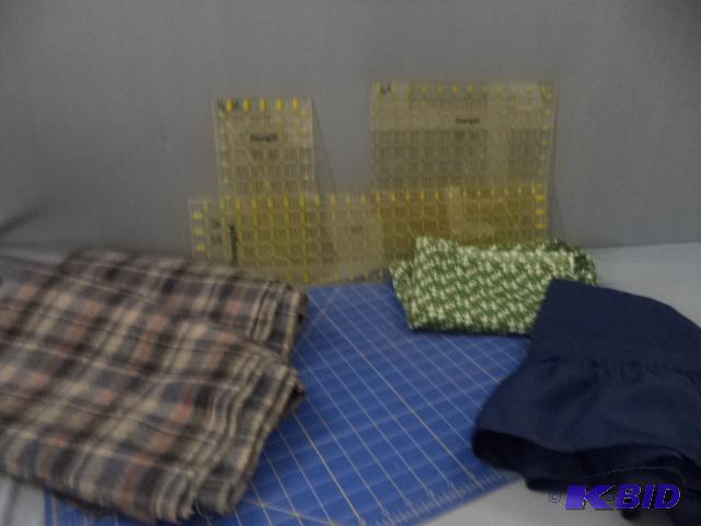 lot 184 image: Cutting Mat, Grids, Fabric
