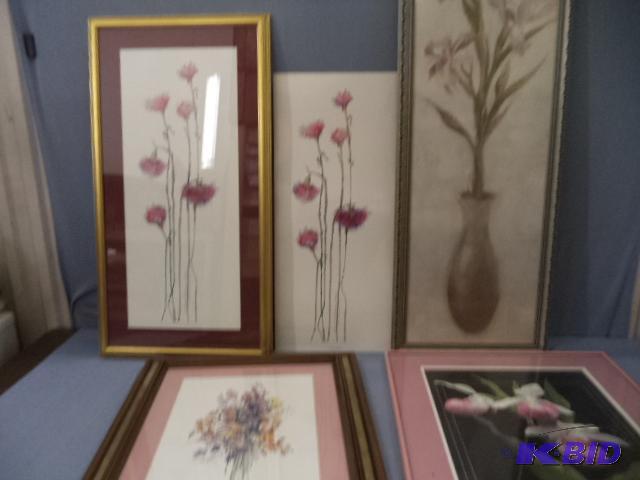 lot 199 image: Floral Artwork
