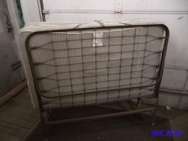 lot 223 image: Roll Away Bed