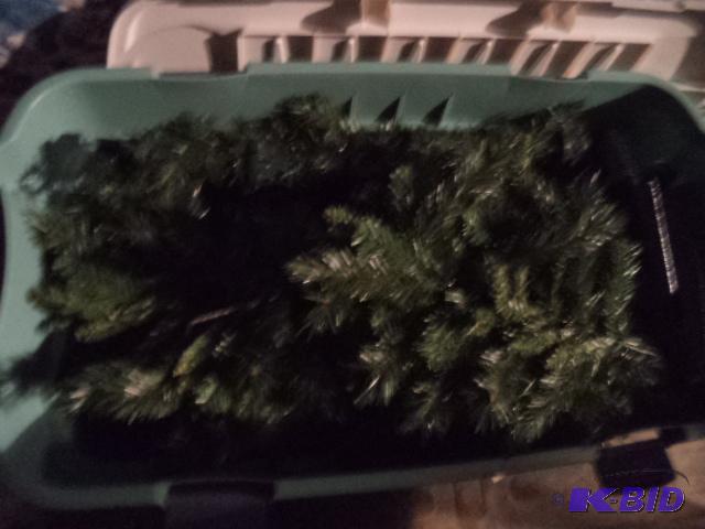 lot 225 image: Christmas Tree, Artificial