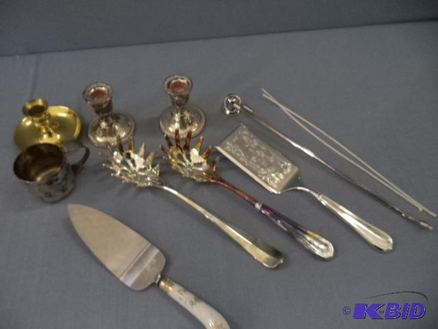 lot 83 image: Silver-plate Serving Pieces