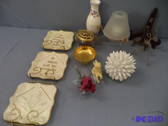 lot 84 image: Home Accents