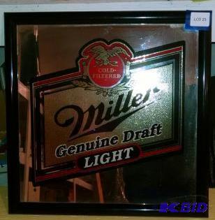 lot 23 image: Vintage Miller Genuine Draft Light Mirror