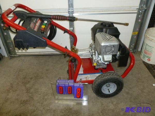 Generac 2700 psi gas powered pressure washer....