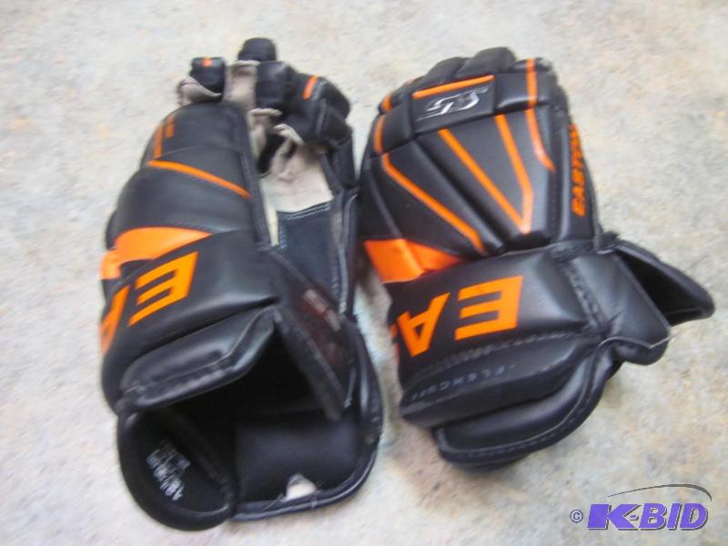 Pair of youth Easton leather hockey gloves, 1...
