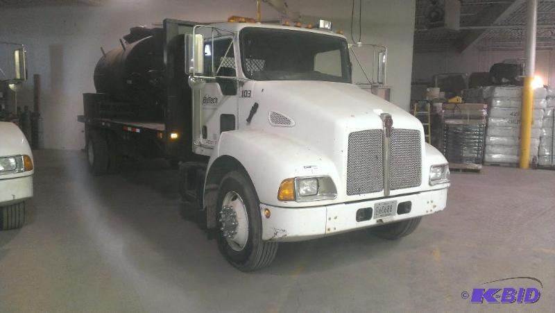 2005 Kenworth T300