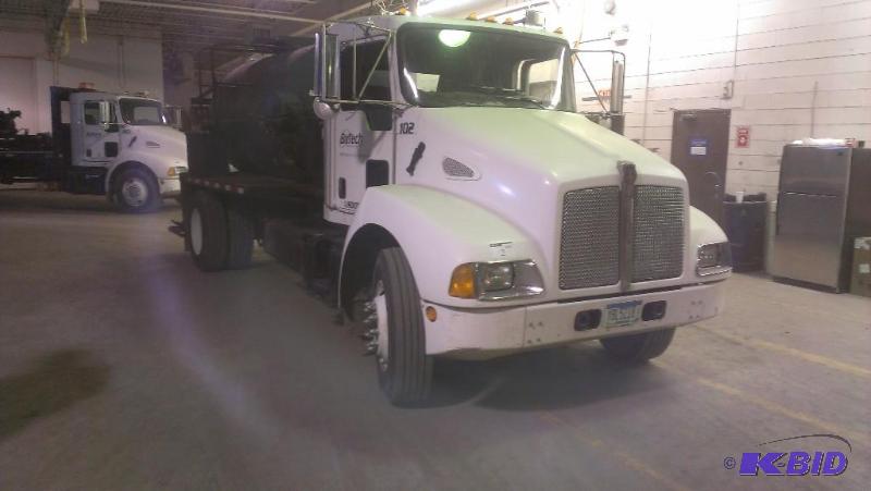 2005 Kenworth T300