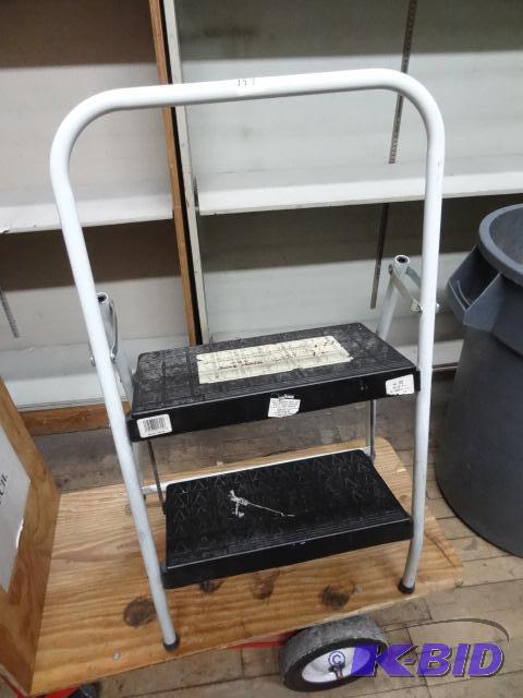 Metal Folding Step Stool...