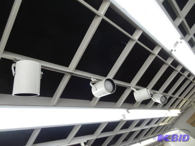Track Lights System. Include Track plus 4 Lig...