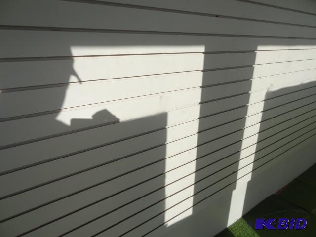 Slat Wall 280 X 48. Buyer Responsible for Rem...