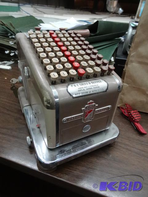 Vintage Check Protector Hedman Company Good C...