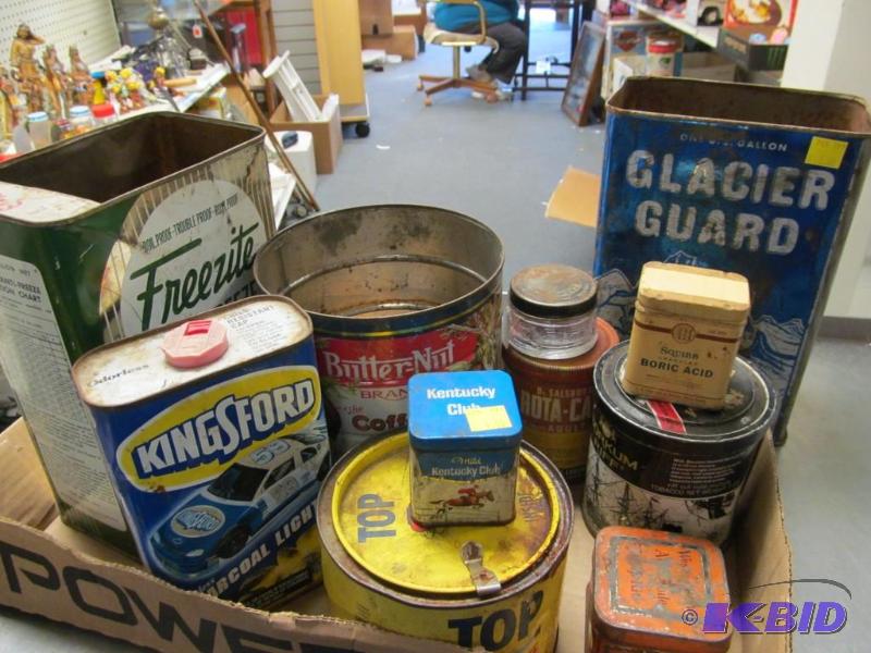 lot 16 image: lot of vintage tin cans