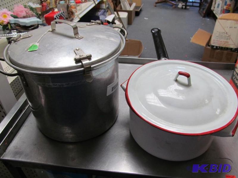 lot 39 image: kitchen enamel ware and pressure cooker