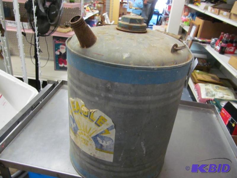 lot 46 image: vintage 5 gallon gas can