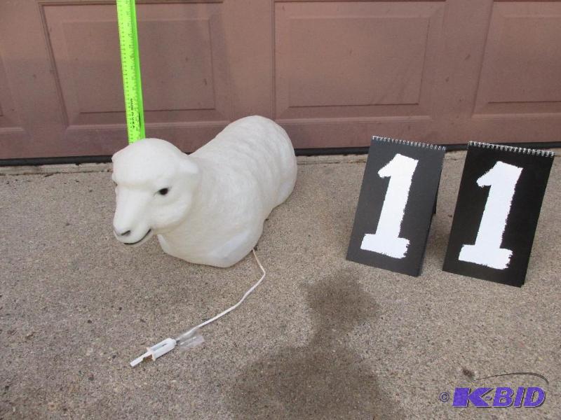 lot 11 image: Large Smiling Sheep