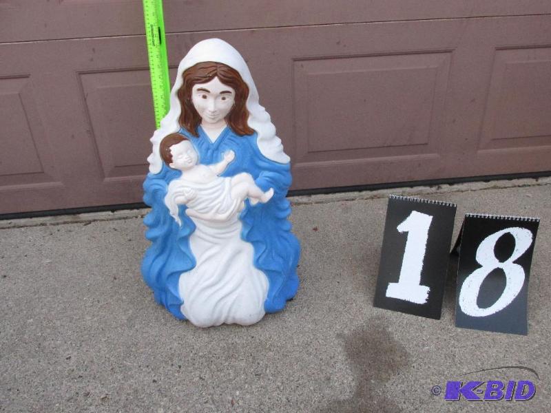lot 18 image: Mary with Eyes Closed (has a few little marks on her face) Kneeling with Baby Jesus, dark brown hair