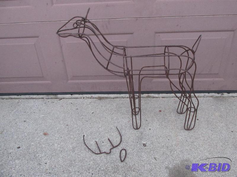 lot 32 image: Metal Rod Deer - has all the parts - needs a little TLC