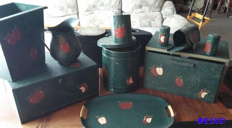 Large lot of green apple items, all these ite...