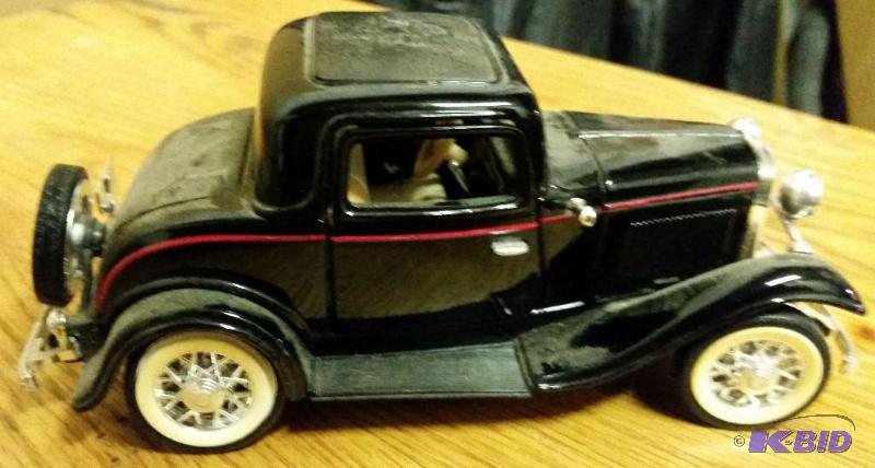 Vintage Die Cast Model T Car...