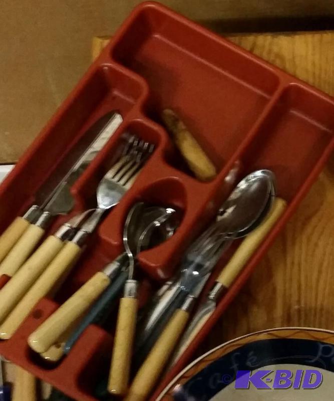 Lot of Kitchen Items as shown...