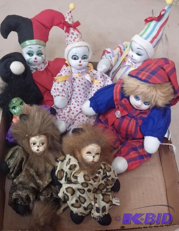 Large Lot of ceramic Faced collectable clowns...