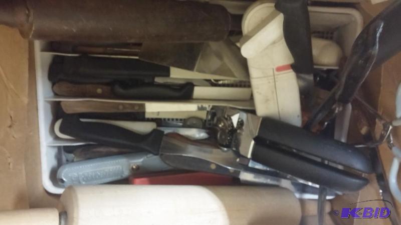 Lot of tools as shown...