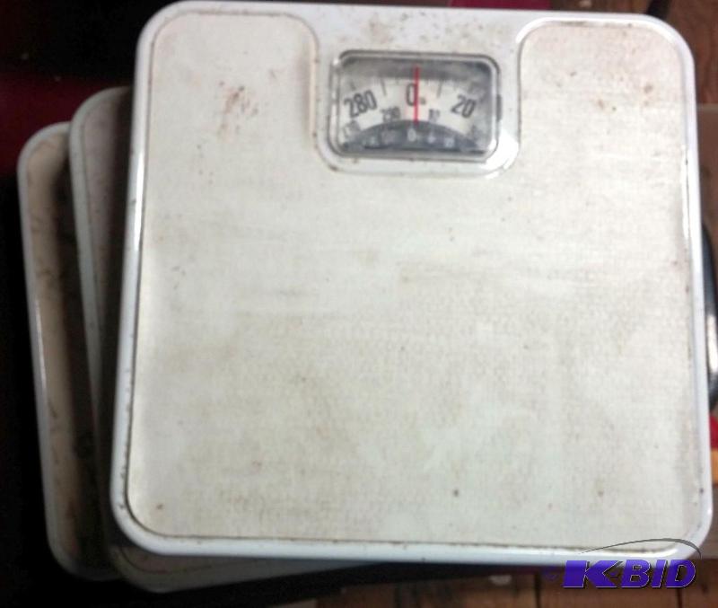 Lot of 3 Metro Scales...