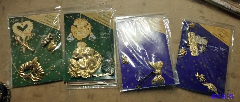 lot 39 image: Christmas Decoration as Shown...