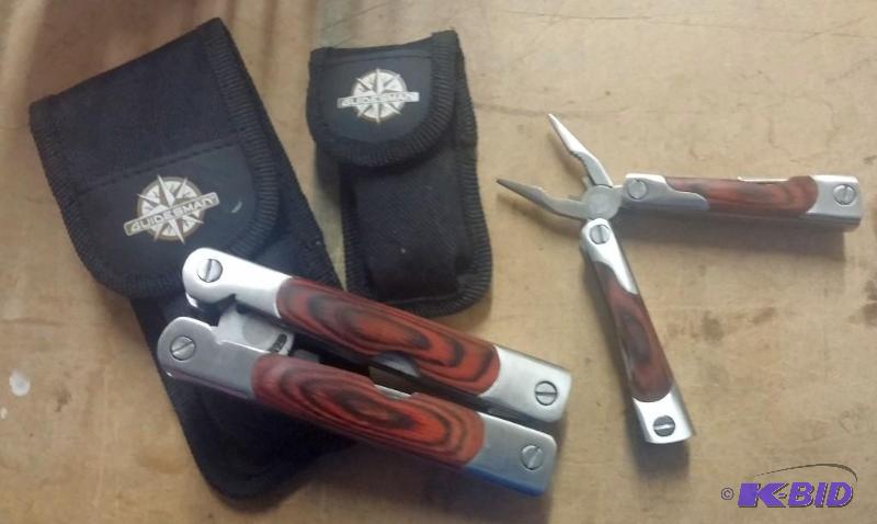 lot 60 image: Lot of Pocket knifes as shown...