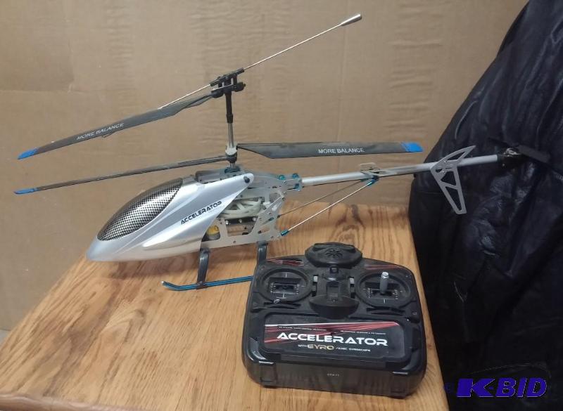 lot 74 image: Remote Controlled Gyro Helicopter...