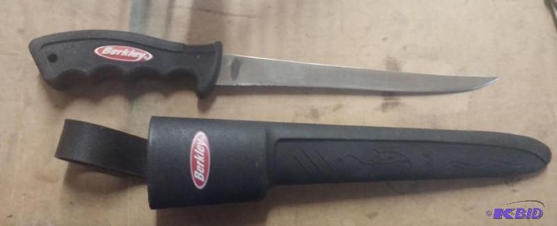 lot 8 image: Barkley fish fillet knife in sheaf...
