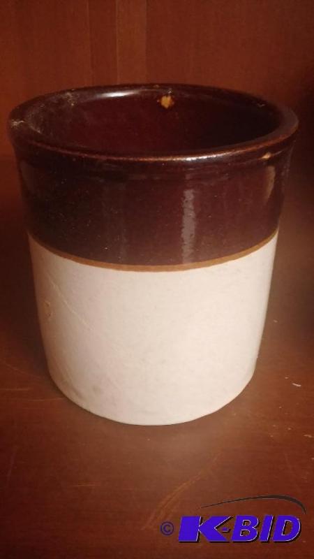 Vintage RRP Co crock...