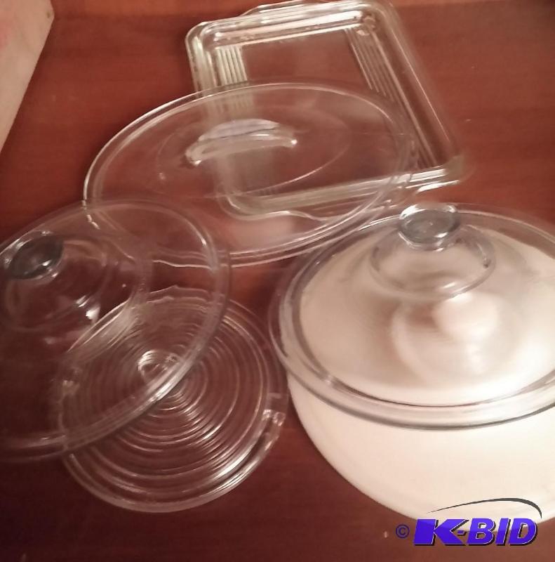 Large lot of Vintage lids...