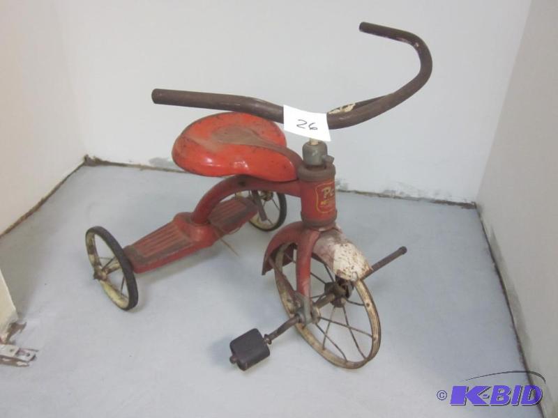 lot 26 image: Antique Pal Super Bike Tricycle.     &nb...