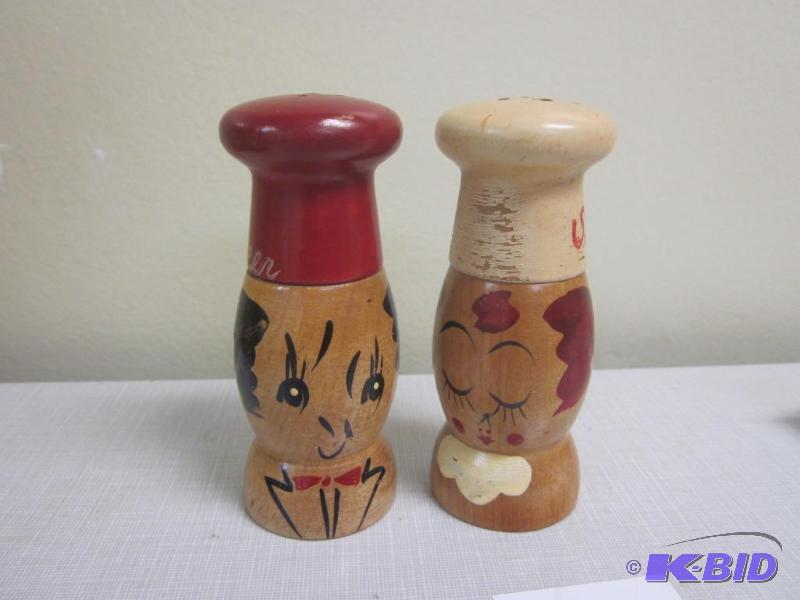 lot 70 image: Pair of vintage Pepper and Salty, salt and pe...